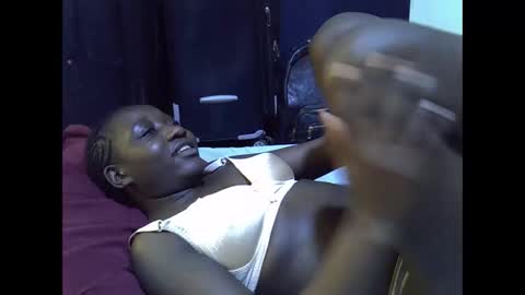 lotty_lavilla online show from October 14, 2025, 8:15 am