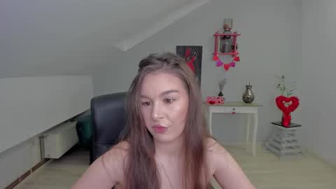 louannahart online show from February 13, 2026, 4:52 am