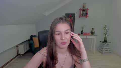 louannahart online show from February 23, 2026, 4:32 am