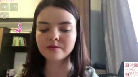 Snapshot of loudeguise chatting on June 18, 2026, 6:13 am Esma online show from June 18, 2026, 6:13 am