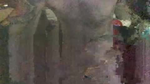 lewyay online show from September 28, 2025, 3:28 pm