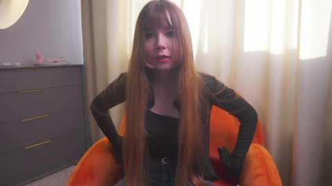 Snapshot of louettakarn chatting on May 7, 2026, 2:22 pm Sade online show from May 7, 2026, 2:22 pm