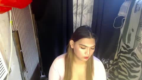 Snapshot of louheart chatting on December 12, 2024, 5:10 am Sweet online show from December 12, 2024, 5:10 am