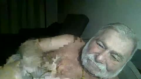 Snapshot of louis_chokdee chatting on December 23, 2024, 6:16 pm louis_chokdee online show from December 23, 2024, 6:16 pm