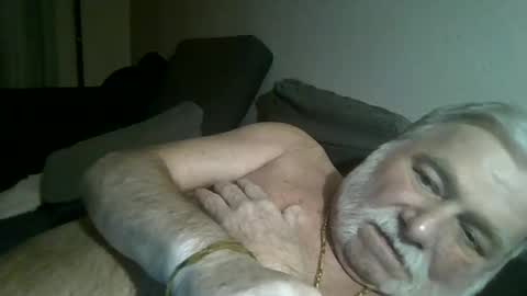 Snapshot of louis_chokdee chatting on January 18, 2025, 7:37 pm louis_chokdee online show from January 18, 2025, 7:37 pm