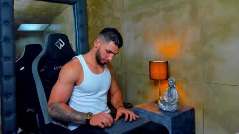 Snapshot of louis_connor chatting on September 18, 2025, 9:39 pm Louis online show from September 18, 2025, 9:39 pm
