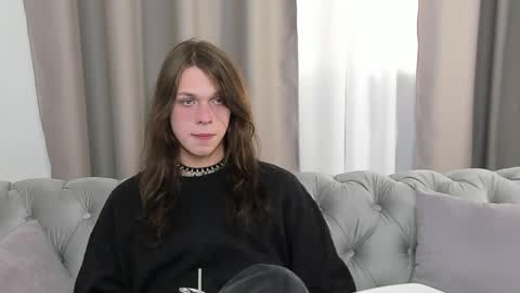 louis online show from April 17, 2026, 3:15 pm