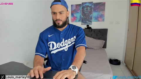 louis_marley_ online show from January 13, 2025, 3:58 pm