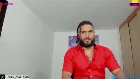 louis_marley_ online show from January 23, 2025, 11:47 pm