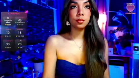 Snapshot of louisassy chatting on June 15, 2026, 6:15 am Louisa online show from June 15, 2026, 6:15 am