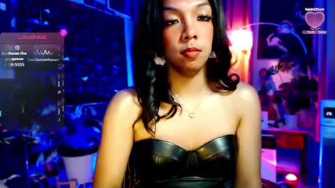 Snapshot of louisassy chatting on June 20, 2026, 3:42 am Louisa online show from June 20, 2026, 3:42 am