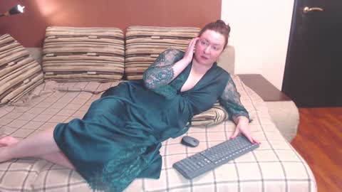 Louise Love online show from December 15, 2024, 12:17 pm