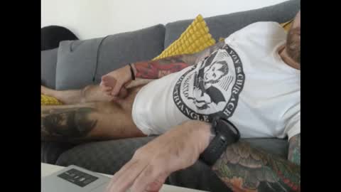 Guapito online show from September 21, 2025, 9:22 am