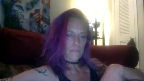 love_blooms online show from March 8, 2026, 8:29 am