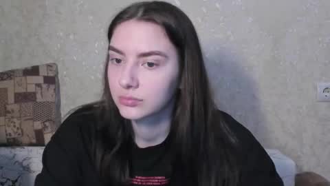 LINA online show from March 15, 2026, 11:00 pm