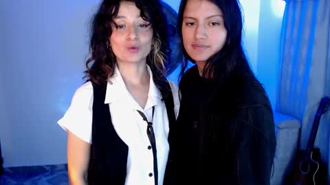 Snapshot of love_oftwo chatting on March 9, 2025, 6:50 am Melisa Emily online show from March 9, 2025, 6:50 am