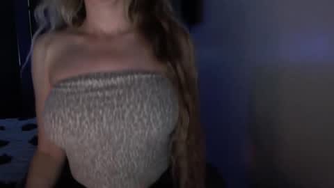 LoVe On  online show from March 2, 2026, 2:24 pm