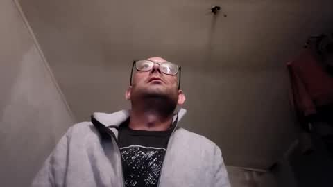 LovePorn online show from April 12, 2026, 3:17 pm