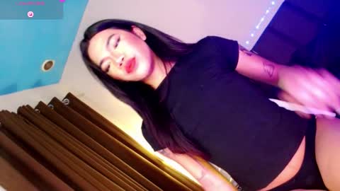 Snapshot of love_seren chatting on September 11, 2025, 10:48 am Seren online show from September 11, 2025, 10:48 am