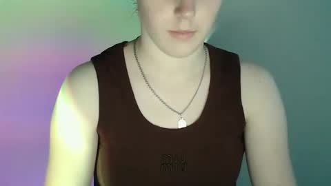 Vivian online show from December 2, 2025, 1:17 pm