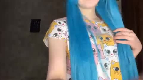 Kim online show from April 12, 2026, 2:33 pm