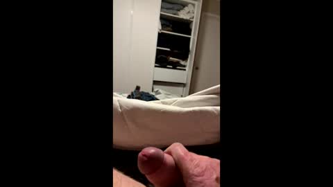 lovedickbi online show from April 19, 2026, 9:41 am