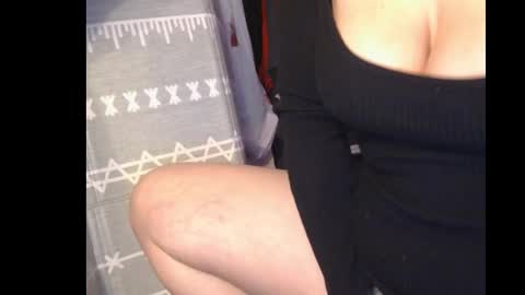 Ashley and Leon online show from January 7, 2026, 12:57 am