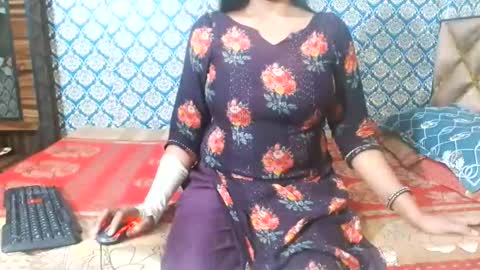 Divya online show from December 2, 2025, 8:19 am