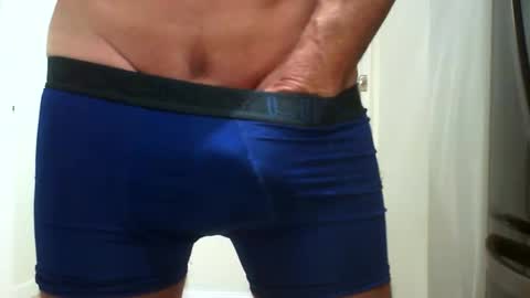 Snapshot of lovehairyone chatting on January 27, 2025, 9:44 pm lovehairyone online show from January 27, 2025, 9:44 pm