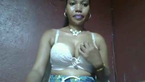 loveinlife750427 online show from March 12, 2025, 2:56 pm