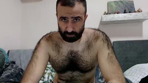 loveivat80 online show from December 9, 2024, 9:06 am