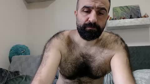 loveivat80 online show from December 18, 2024, 7:26 am