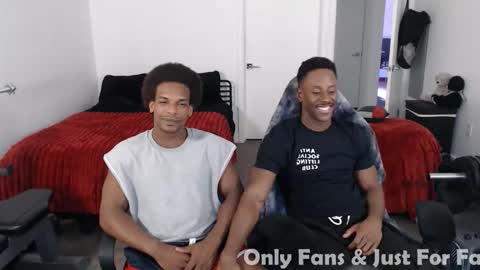 loveleexd21 online show from April 18, 2026, 6:34 pm