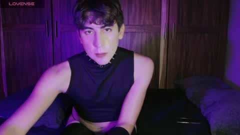 Aiko online show from April 19, 2026, 4:56 am