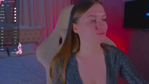 Laura online show from December 10, 2024, 1:55 pm