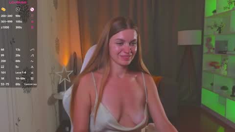 Laura online show from July 28, 2026, 4:39 pm