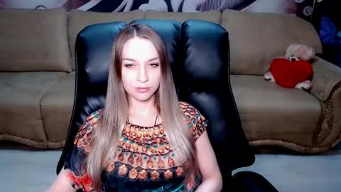 private open online show from June 5, 2026, 12:33 pm