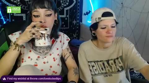 Alex  Violet online show from November 18, 2025, 11:37 pm