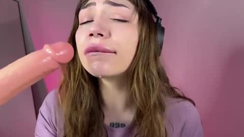 Elsa online show from March 9, 2025, 4:27 am