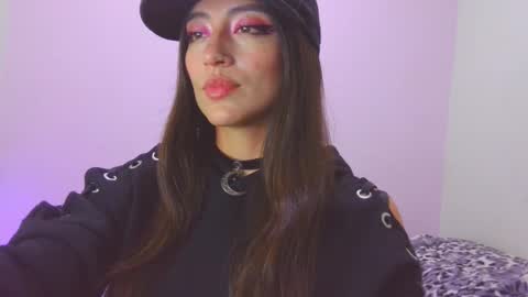 Snapshot of lovely_akira_xwx chatting on September 17, 2025, 2:57 am Tami online show from September 17, 2025, 2:57 am