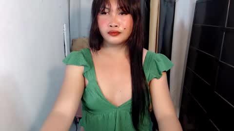 lovely_carmen_intown online show from September 20, 2025, 5:58 pm