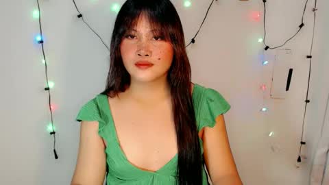 lovely_carmen_intown online show from October 14, 2025, 7:47 pm