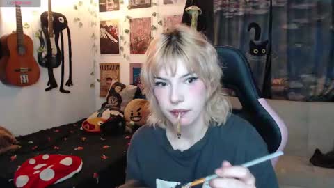 Cassie online show from July 23, 2026, 4:10 am