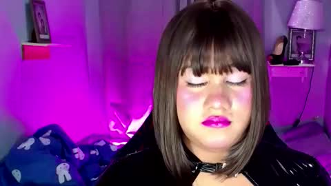 lovely_coleen online show from September 30, 2025, 4:56 pm