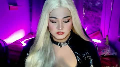 lovely_coleen online show from November 29, 2025, 6:22 pm