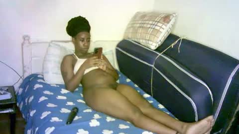 lovely_ebonies2 online show from March 28, 2026, 2:27 pm