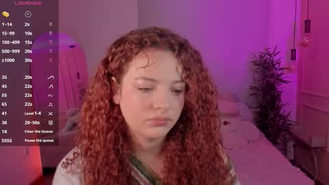 Snapshot of lovely_emma18 chatting on February 24, 2026, 1:09 pm Emma online show from February 24, 2026, 1:09 pm