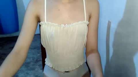 Snapshot of lovely_joan123 chatting on May 22, 2026, 3:17 pm lovely_joan123 online show from May 22, 2026, 3:17 pm