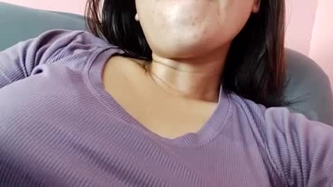 lovely_juday26 online show from August 6, 2026, 7:10 am
