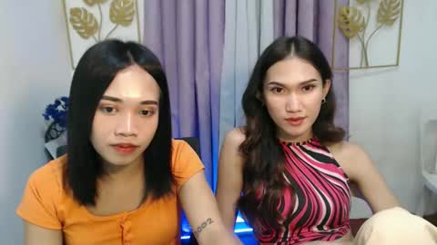 lovely_lianne online show from November 18, 2025, 10:09 am